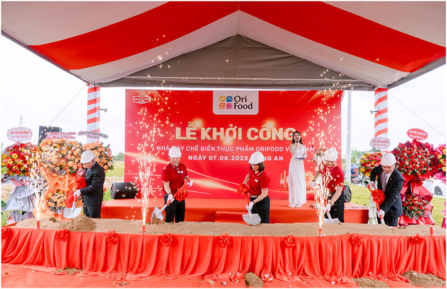 khởi động chương trình